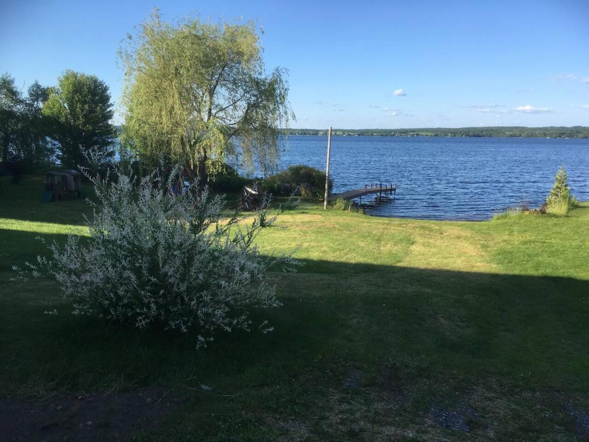 La Grange Sur Le Lac App A Et B Saint Romain Buitenkant foto